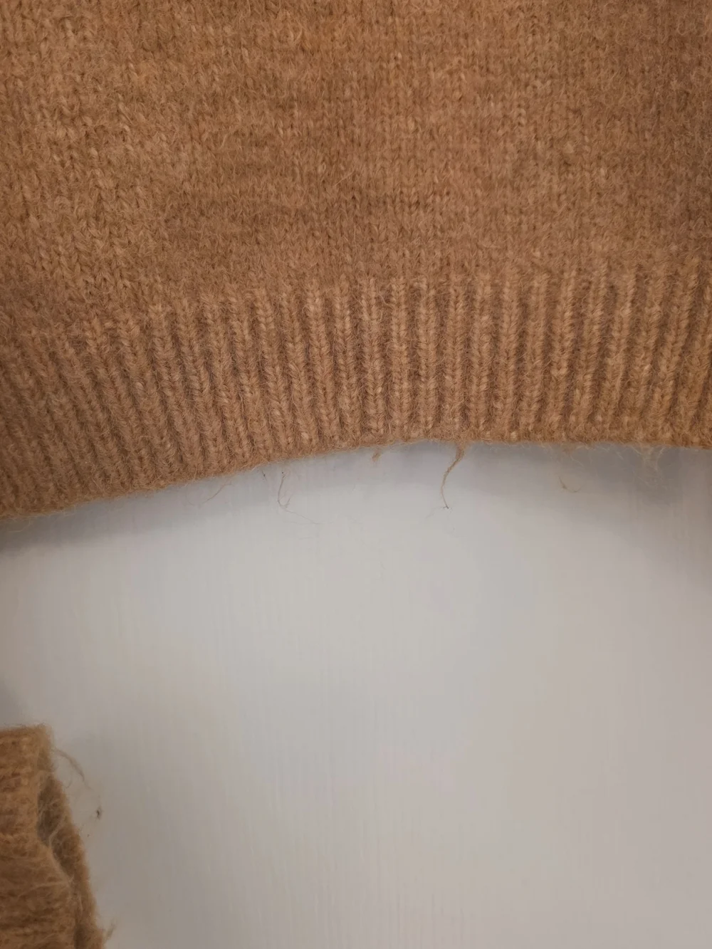 Zara Cropped Crewneck Sweater in Camel Brown - Picture 4 of 4